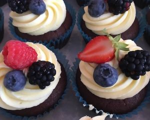 _okol_dov_cupcakes_s_ovocem_a_vanilkov_m_kr_mem
