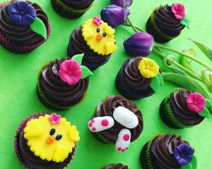 Cupcakes velikonoční kytičky a kuřátka