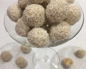 Mandlov_kuli_ky_v_kokosu